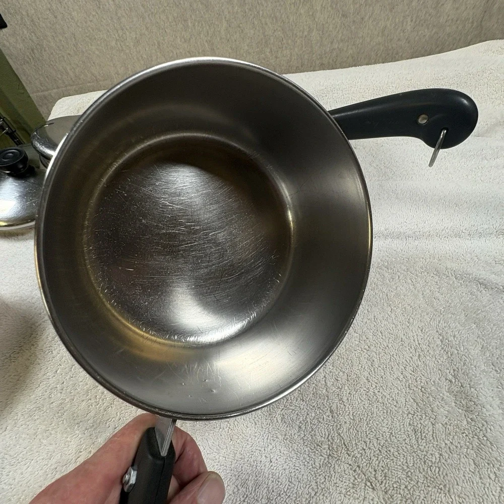 Revere Ware Pre 1968 Copper Bottom 1 Qt, 1.5 Qt, 2 Qt Set of Saucepans W/Lids